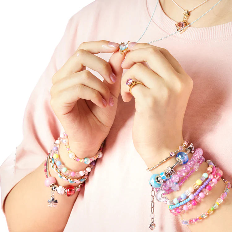 Mideer Lacing Beads DIY Kit: Fantastic Jewelry