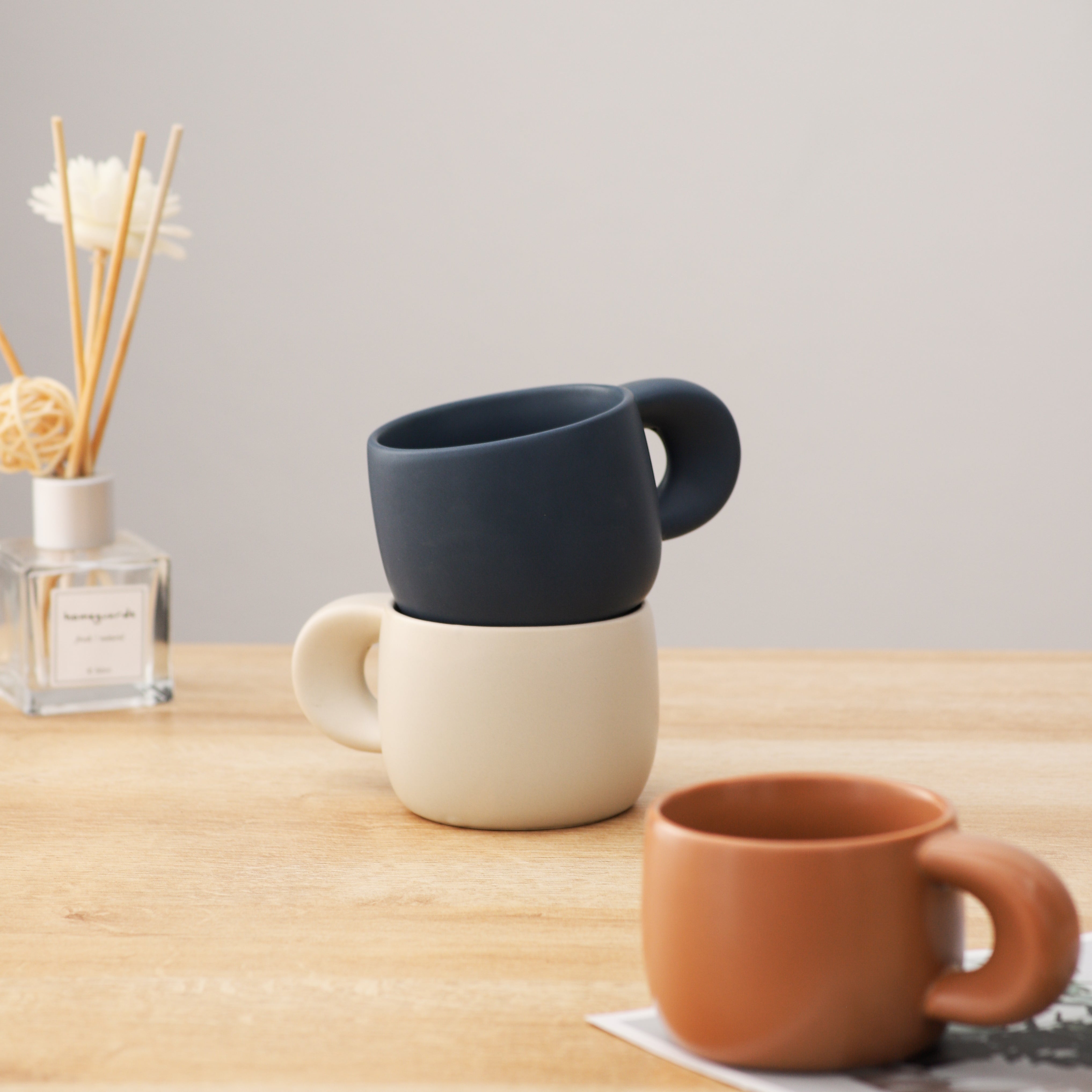 FENN Set of 3 Porcelain Nordic Korean Mug Cup Modern Thick Handle Design Ceramic Coffee Mug 220ml Matte Glazed